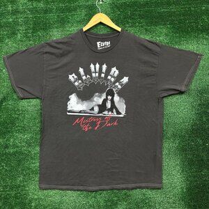 Elvira Mistress of The Dark Poster T-Shirt Size 2X